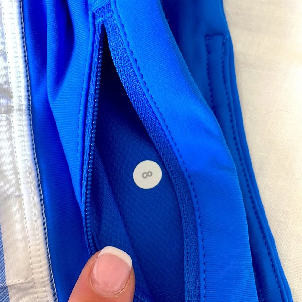 Lulu lemon tennis skirt - Picture 3 of 8
